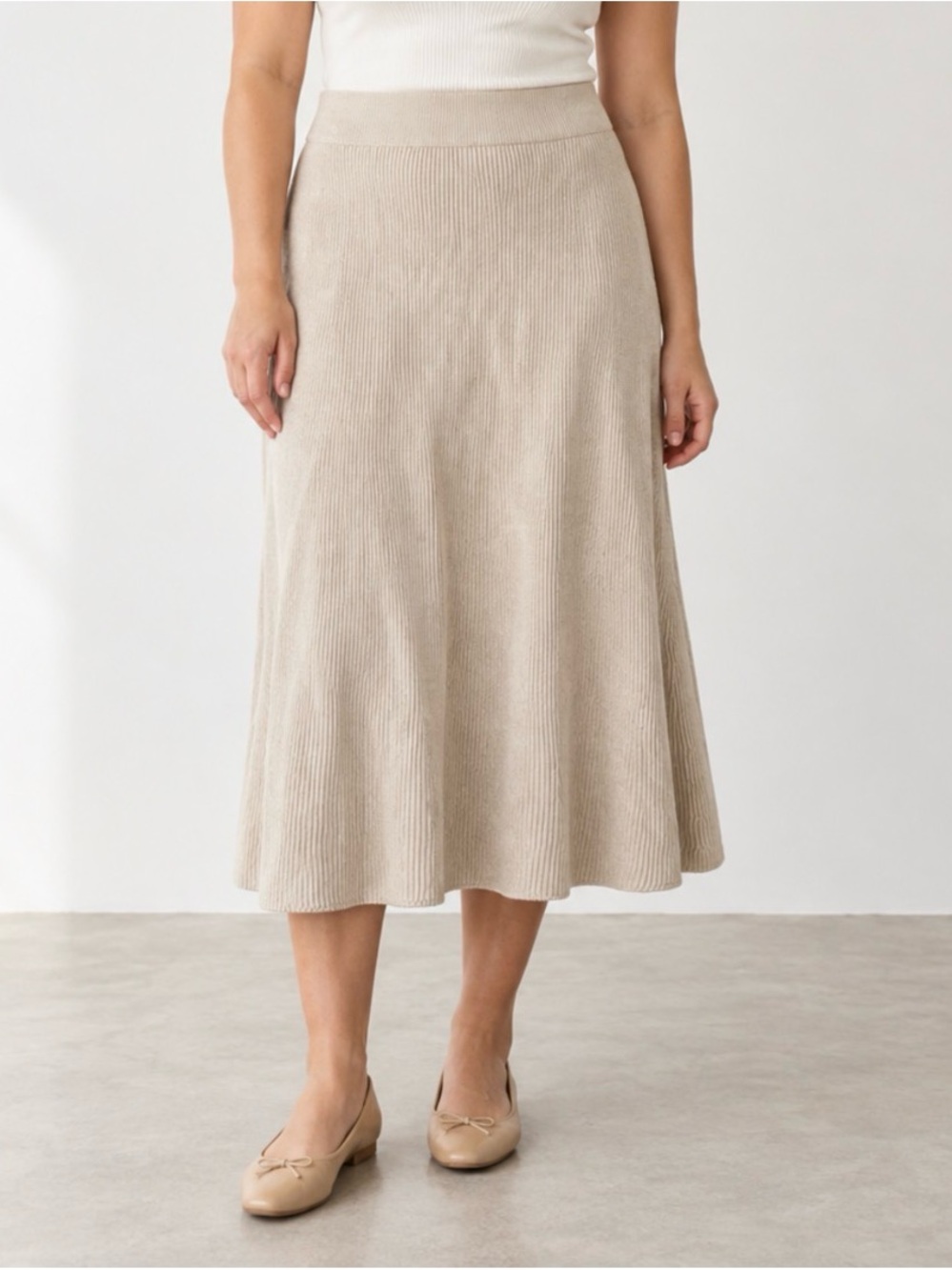 Sezane wool blend beige Ribbed  Midi Skirt  Women's Knit like new condition S